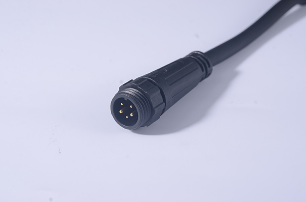 M16五芯塑封毗连器